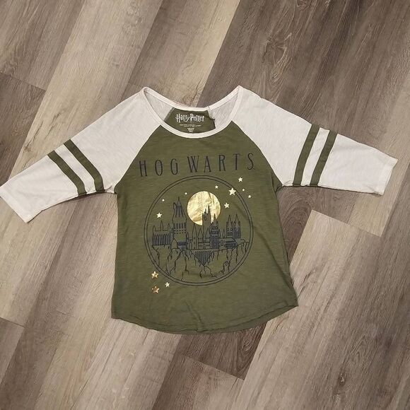 Harry Potter Hogwarts Sleepwear top size small - Picture 2 of 6